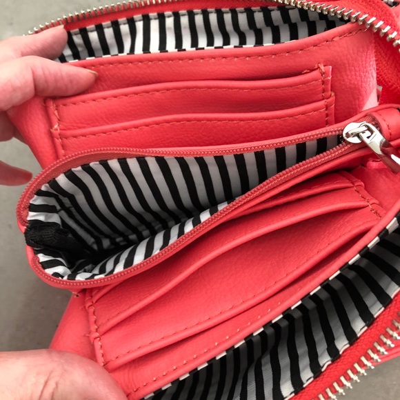 ☀️Host Pick☀️Charming Charlie Crossover Mini Purse - Picture 6 of 10